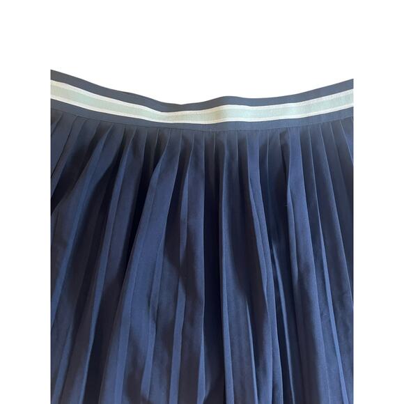Lou & Grey Women’s Blue Skort Size M | Mini Active Skirt Stretch - Picture 3 of 7